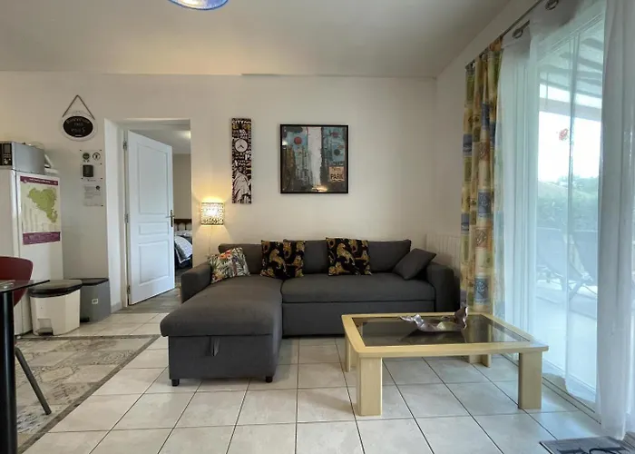 Les Nuages Fleuris - Est *